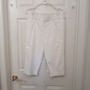 Studio Works Capri Pants Women's Size 4P White Casual Beachy